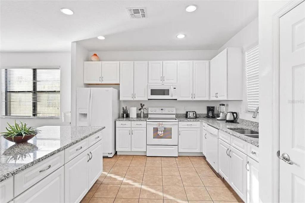Villa Luxurious - Near - Golf Course *