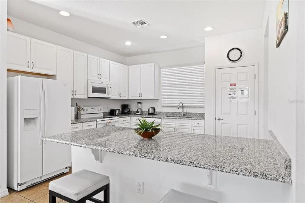 Luxurious - Near - Golf Course Davenport